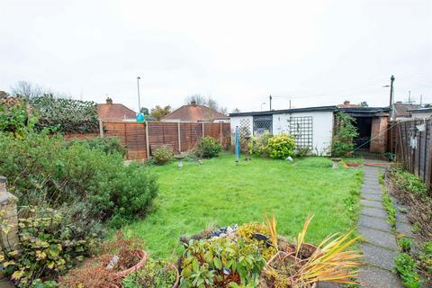 4 bedroom semi-detached bungalow for sale, Chelsfield Road, Orpington BR5