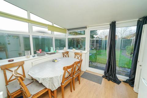 3 bedroom end of terrace house for sale, Knaves Hill, Linslade