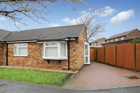 2 bedroom semi-detached bungalow for sale, Oakdene Avenue, Lincoln LN4