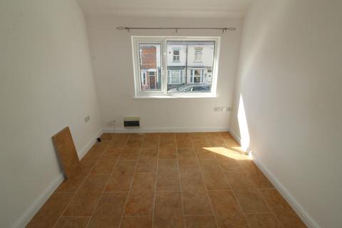 1 bedroom house to rent, 68B Caxton StreetMarket HarboroughLeics