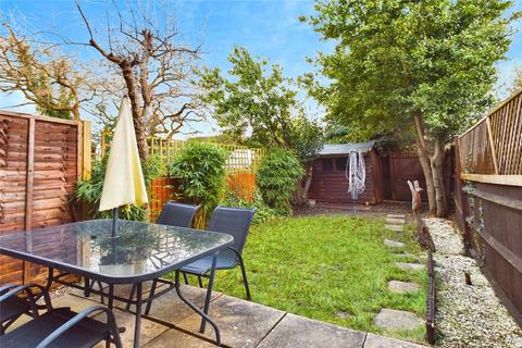 41 Horseshoe Crescent, Burghfield Common, Reading, RG7 3XW