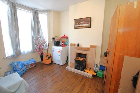 2 bedroom terraced house to rent, Rosebery Street, Swindon, SN1