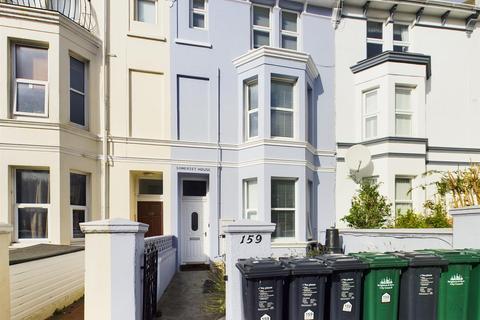 2 bedroom flat to rent, Queens Park Road, Brighton