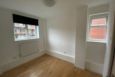 1 bedroom flat to rent, Enmore Road, LONDON