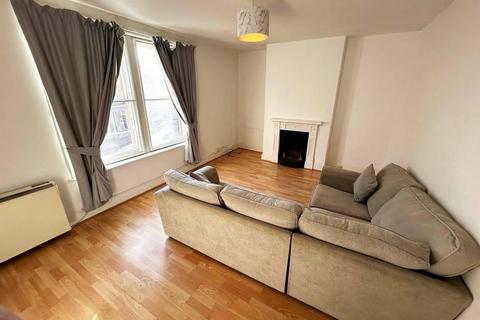 1 bedroom maisonette to rent, High Street South, Olney