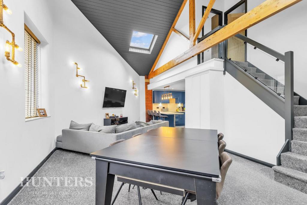 Open plan lounge diner