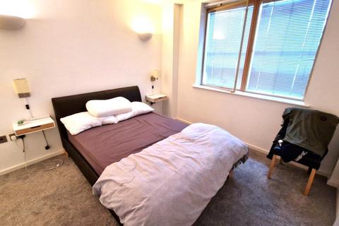 2 bedroom apartment to rent, Whitehall Quarter, West Point