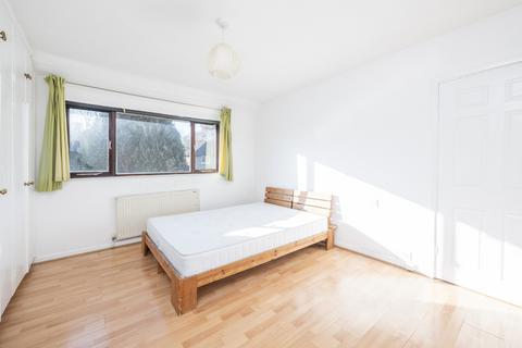 19 Brockill Crescent, London, SE4 2PT