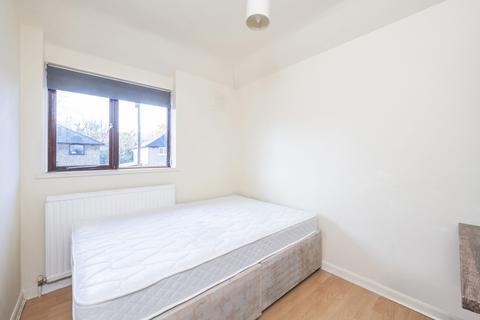 19 Brockill Crescent, London, SE4 2PT