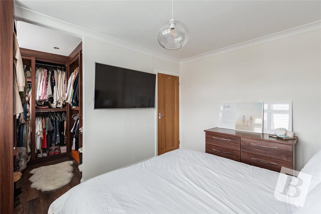 Walk-In Wardrobe