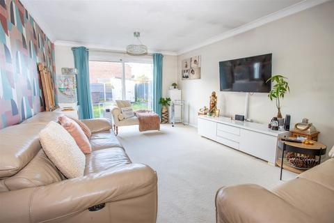 4 bedroom house for sale, Puffin Crescent, Fareham PO14