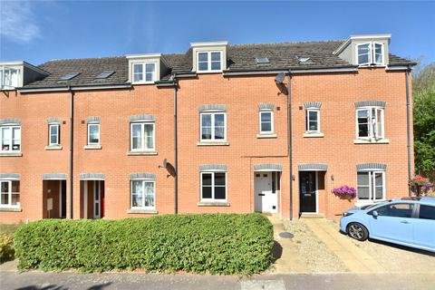 4 bedroom terraced house for sale, Kingfisher Way, Mildenhall, Bury St. Edmunds, Suffolk, IP28