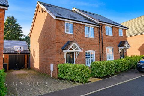 3 bedroom semi-detached house for sale, Fraser Crescent, Watford