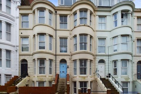 1 bedroom flat for sale, Blenheim Street, Scarborough