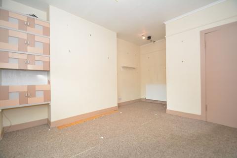 2 bedroom flat for sale, Flat 1,  166 Carmyle Avenue, Carmyle, Glasgow, G32 8EE