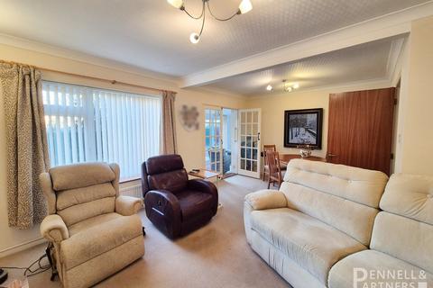 2 bedroom detached bungalow for sale, Priors Road, Peterborough PE7