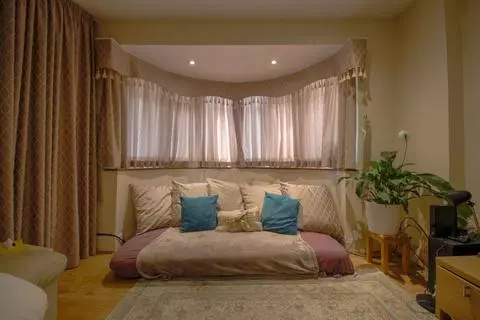 1 bedroom semi-detached house to rent, London