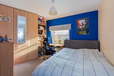 10 Walker Crescent, Slough, SL3 7GB