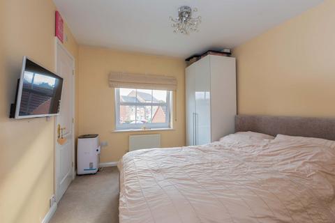 10 Walker Crescent, Slough, SL3 7GB