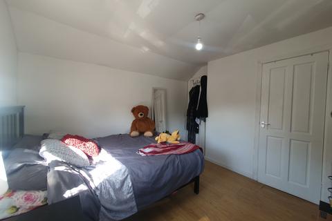 1 bedroom coach house to rent, Diana Street, Cardiff CF24