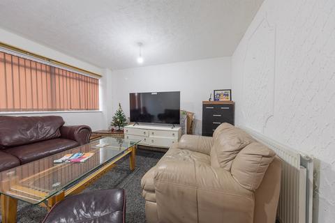 2 bedroom end of terrace house for sale, Shepherds Gardens, Birmingham B15