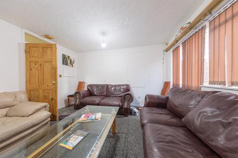 2 bedroom end of terrace house for sale, Shepherds Gardens, Birmingham B15