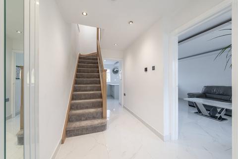 86 Leander Drive, Gravesend, DA12 4NE