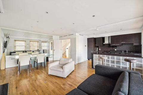 3 bedroom flat to rent, Ennismore Gardens, London, SW7