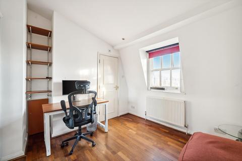 3 bedroom flat to rent, Ennismore Gardens, London, SW7