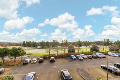 3 bedroom flat for sale, Eagles View, Livingston EH54