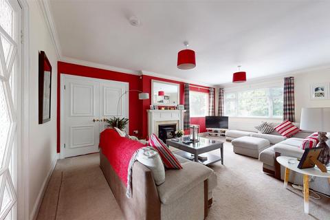 4 bedroom detached house for sale, Wells Road, Whitchurch