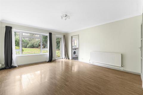 1, Lynton Court Cedar Road, Sutton, SM2 5DL