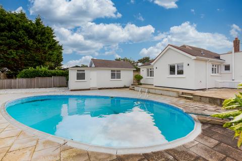 3 bedroom detached bungalow to rent, Spindrift, St Brelade