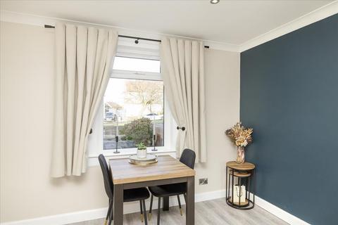 37 Drum Brae Drive, Edinburgh, EH4 7BY