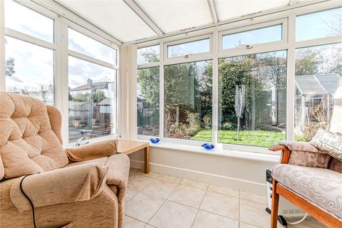 1 bedroom bungalow for sale, Vesper Gardens, Kirkstall, Leeds