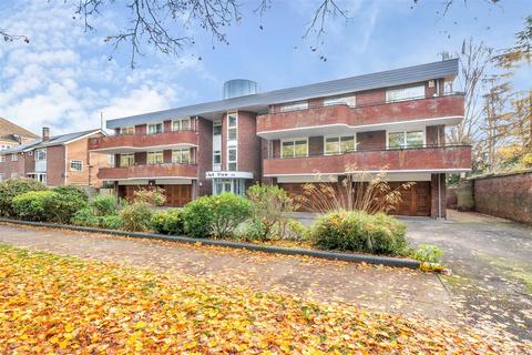 3 bedroom flat for sale, Park Avenue, Bedford, Bedford