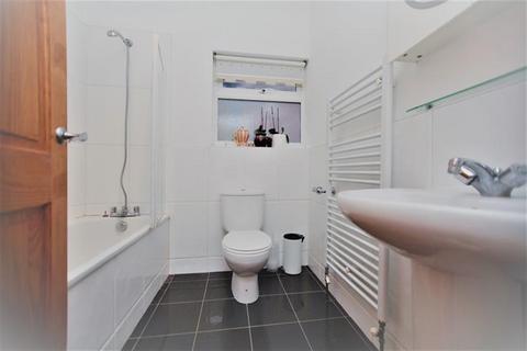 2 bedroom apartment to rent, Sevington Road, Hendon, NW4