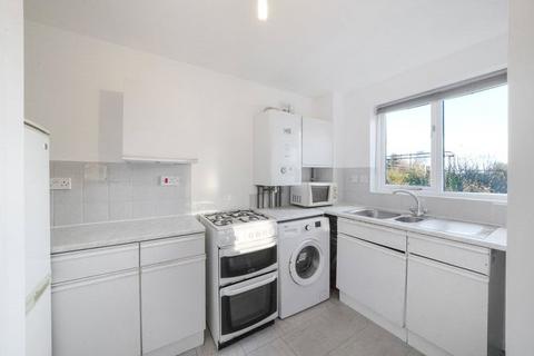 1 bedroom apartment for sale, Woodfield Close, Enfield EN1