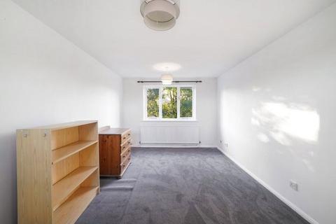 1 bedroom apartment for sale, Woodfield Close, Enfield EN1