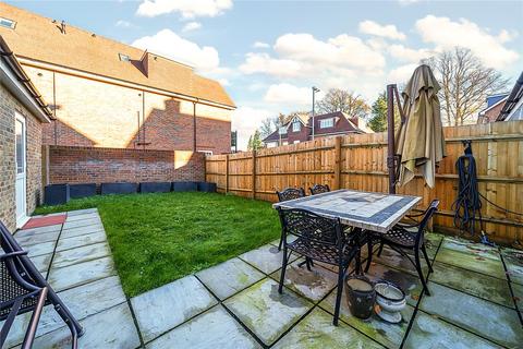 4 bedroom semi-detached house for sale, Albright Gardens, Walton-On-Thames, KT12