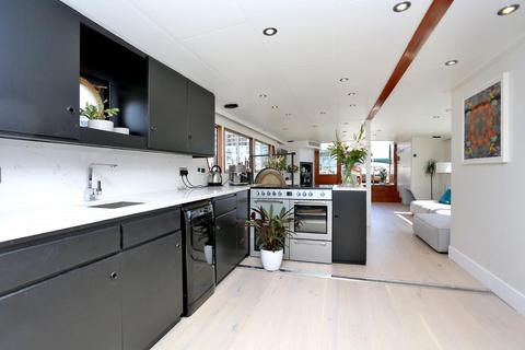 2 bedroom houseboat for sale, Imperial Wharf Marina, Fulham, SW6