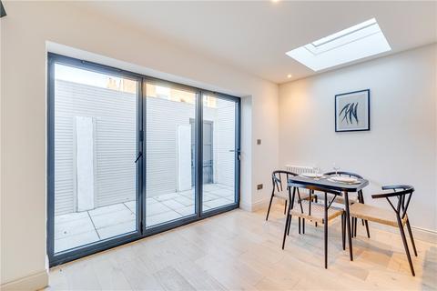 2 bedroom apartment for sale, Quicks Road, London, SW19