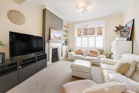 4 bedroom terraced house to rent, Queenstown Road, London, SW8