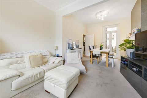 4 bedroom terraced house to rent, Queenstown Road, London, SW8