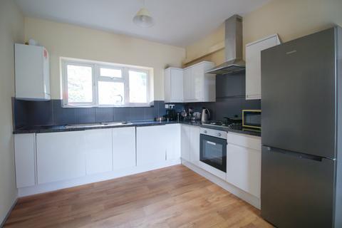 1 bedroom in a house share to rent, London Road, Isleworth, TW7