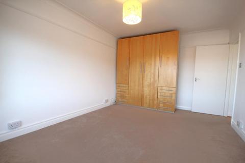 2 bedroom flat to rent, Deanhill Court, Upper Richmond Road West, London