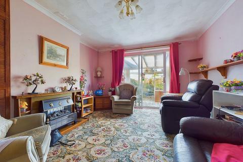 2 bedroom semi-detached bungalow for sale, Grafton Gardens, Sompting