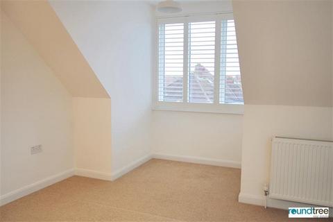 4 bedroom house to rent, Rundell Crescent, Hendon, NW4