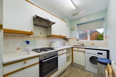 1 bedroom flat to rent, Pinnell Grove, Bristol BS16