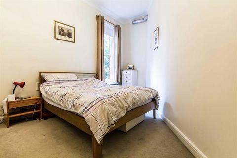 1 bedroom flat to rent, Kew Road, Richmond TW9